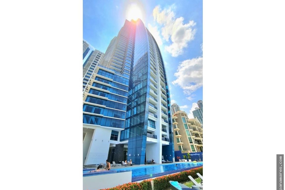 Duplex Tipo Loft Frente Al Mar En Grand Tower - Punta Pacifica — Apartamento en Venta