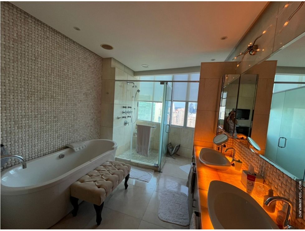 Hermoso Duplex En El PH Blue Bahia - Punta Pacifica — Penthouse en Venta