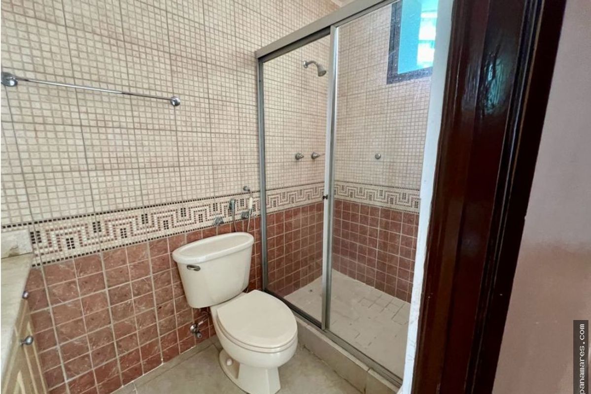 Ocean Park — Apartment for Rent