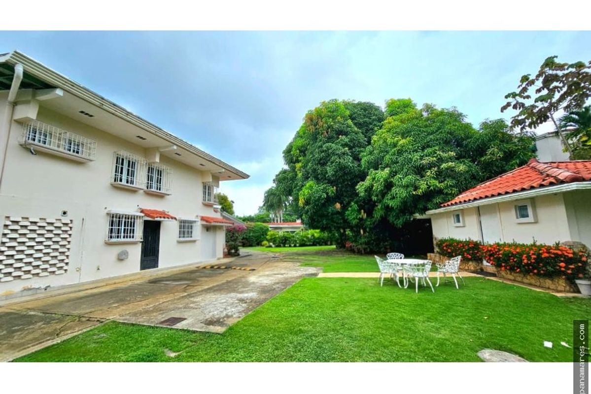 El Hexagono - Altos Del Golf - San Francisco — Casa en Venta