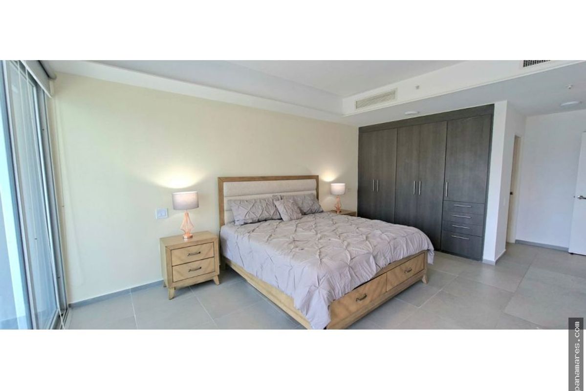 PH Yacht Club - Avenida Balboa - Amoblado — Penthouse en Alquiler