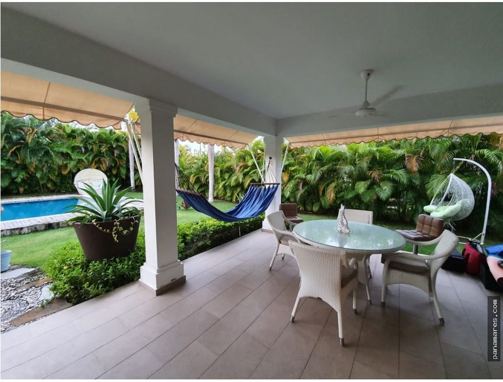Villa En Bijao Beach Club And Residences — Casa de Playa en Venta
