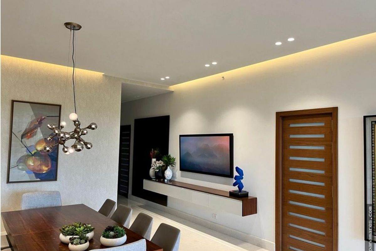 PH La Loma - Lake View En Santa Maria — Penthouse en Venta