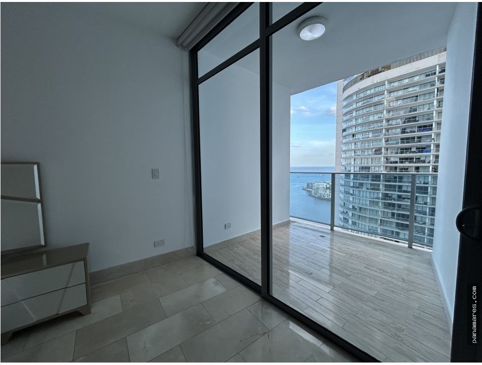 PH Grand Tower - Punta Pacifica - Amoblado — Penthouse en Alquiler