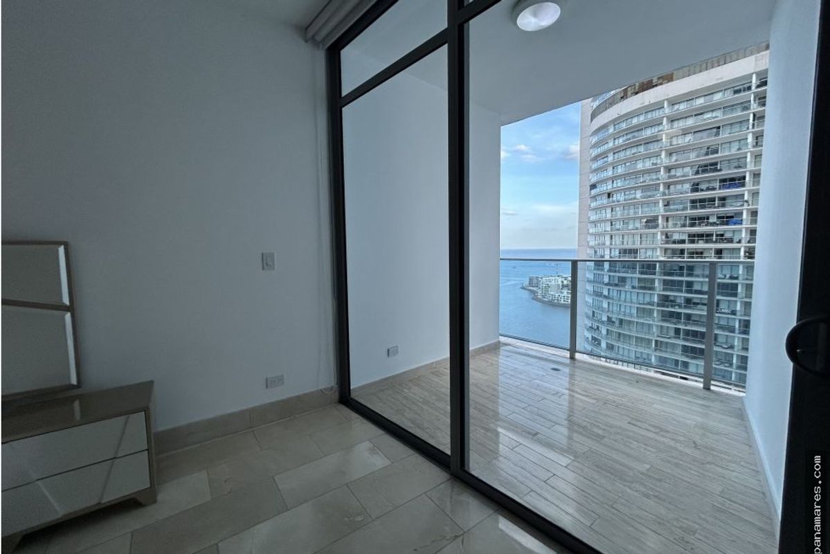 PH Grand Tower - Punta Pacifica - Amoblado — Penthouse en Alquiler