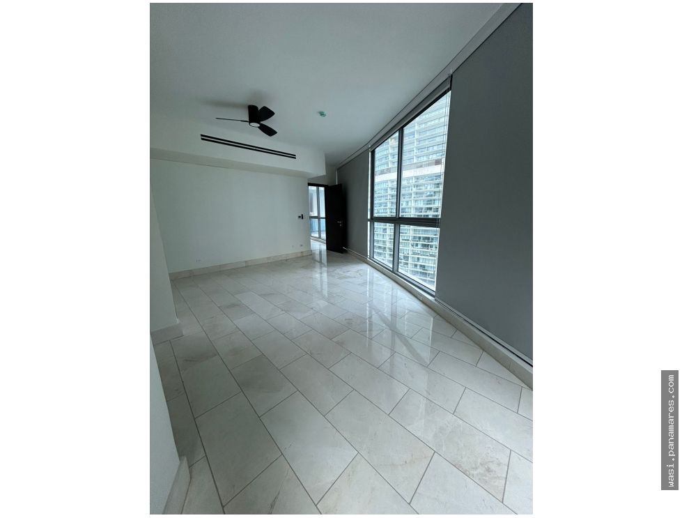 PH Grand Tower - Modelo E Vista Al Mar - Punta Pacifica — Apartamento en Alquiler