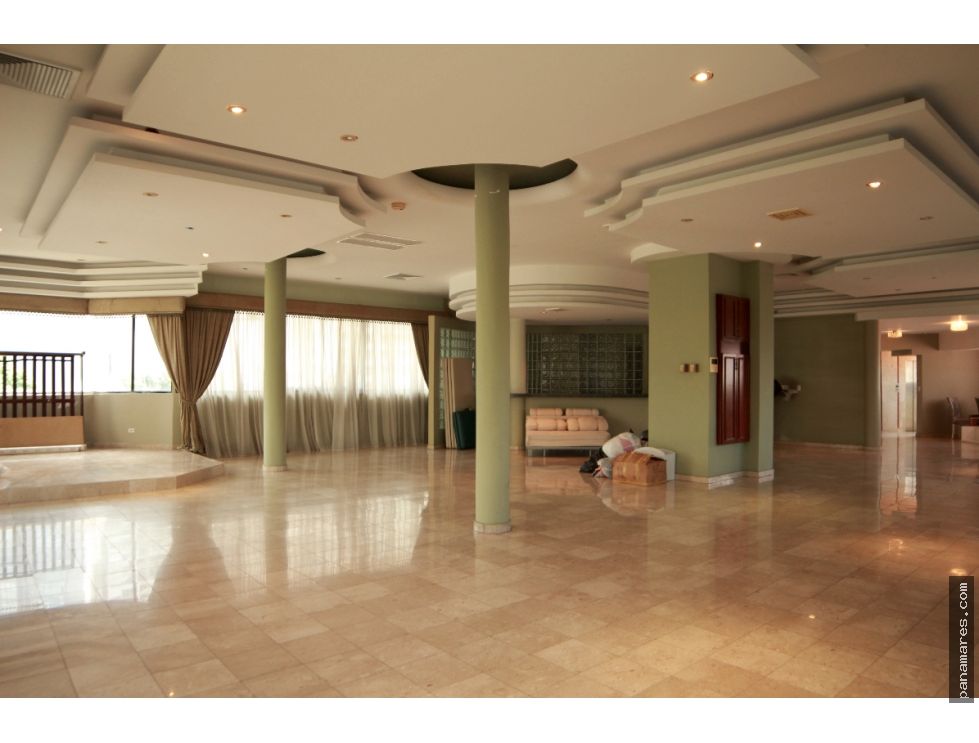 Ganga Se Vende Terreno En Patilla — Casa en Venta