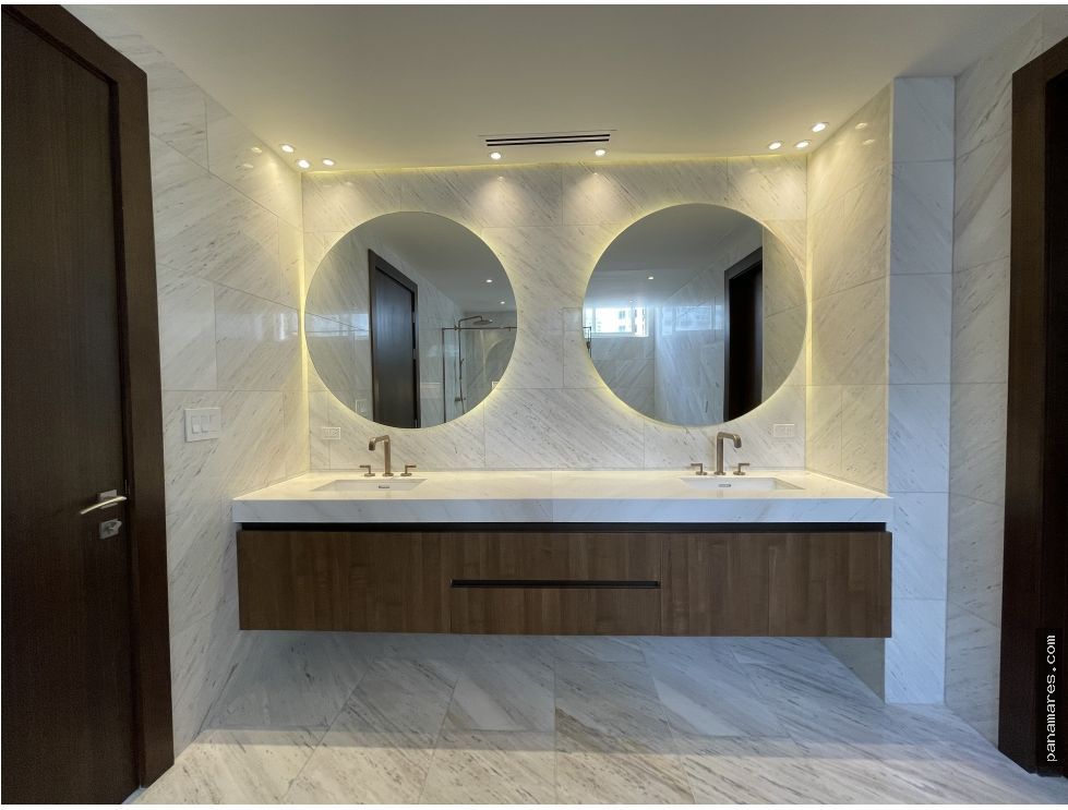 PH The Towers - Paitilla - Vista Al Mar - Linea Blanca — Penthouse en Alquiler