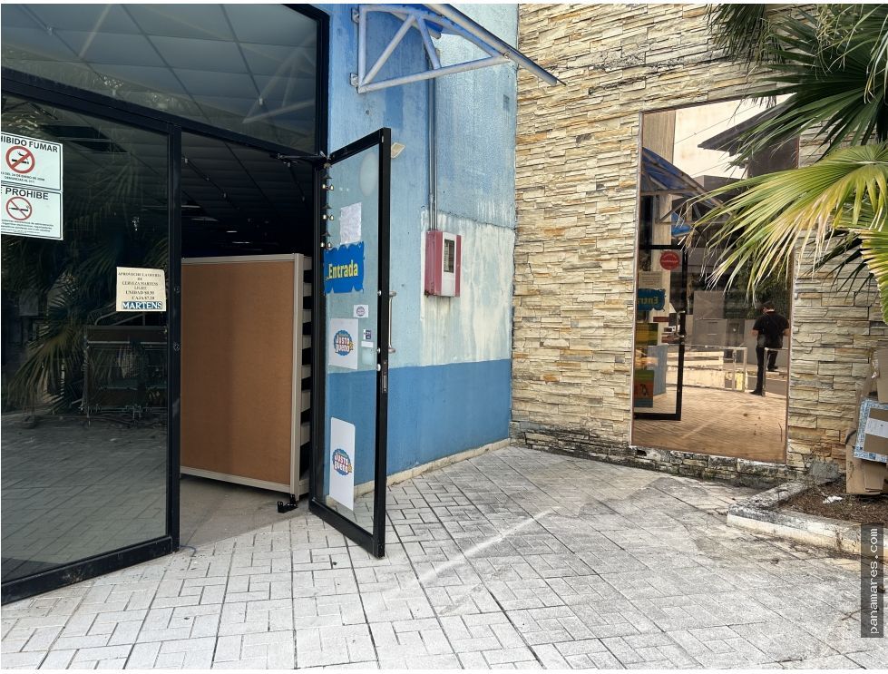 Oportunidad Única! Se Vende Terreno Con Mejoras Detras Del Sheraton — Lote Comercial en Venta