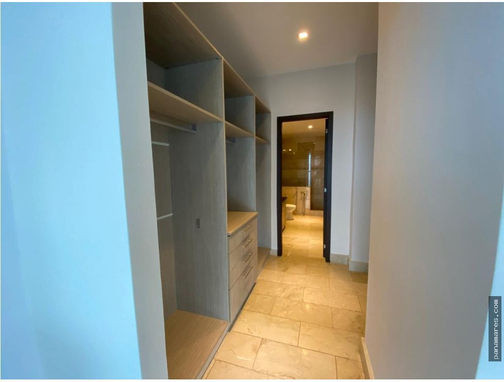 Modelo Tipo Duplex - PH Grand Tower - Amoblado — Penthouse en Venta