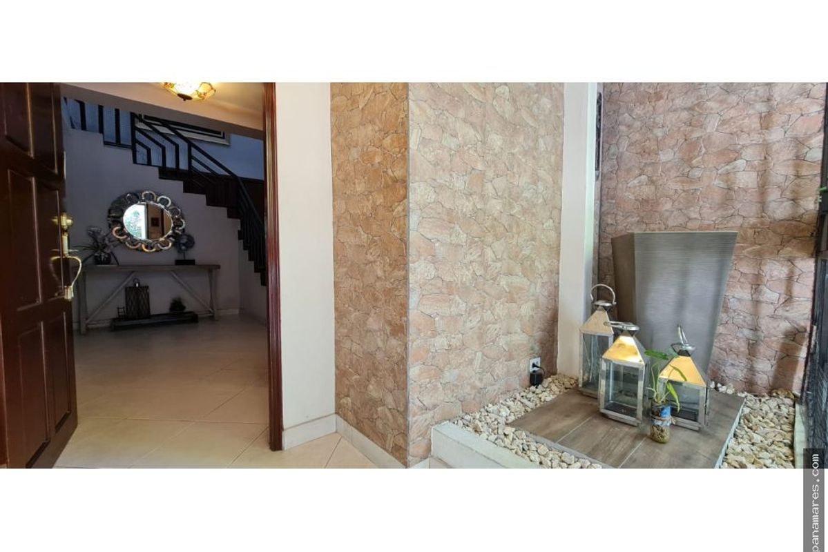 El Cangrejo - Bella Vista - Comunidad Con Garita — Casa en Venta