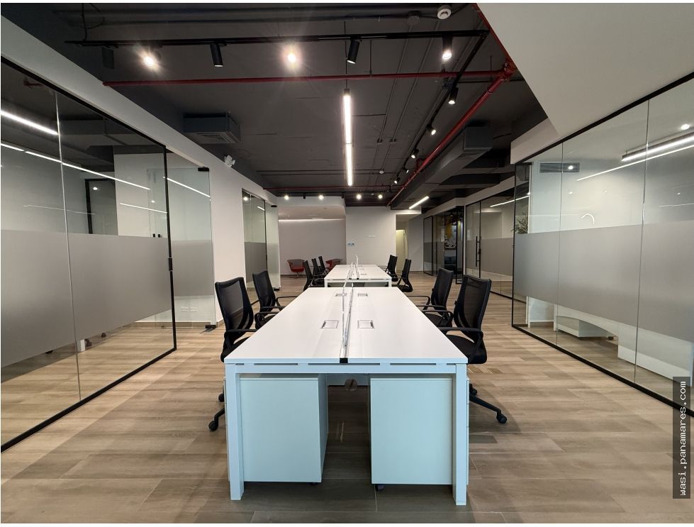 Financial Park Costa Del Este — Oficina en Alquiler