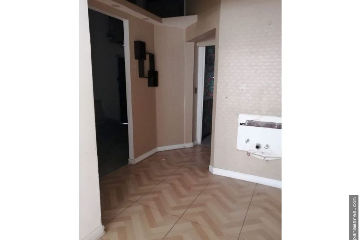 Esquina - Alquiler - Obarrio — Local en Alquiler