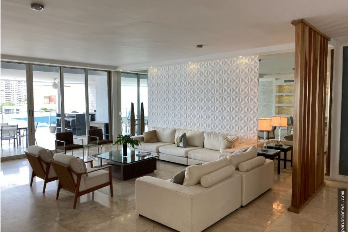 PH Aqualina - Punta Pacifica - Amoblado — Penthouse en Alquiler