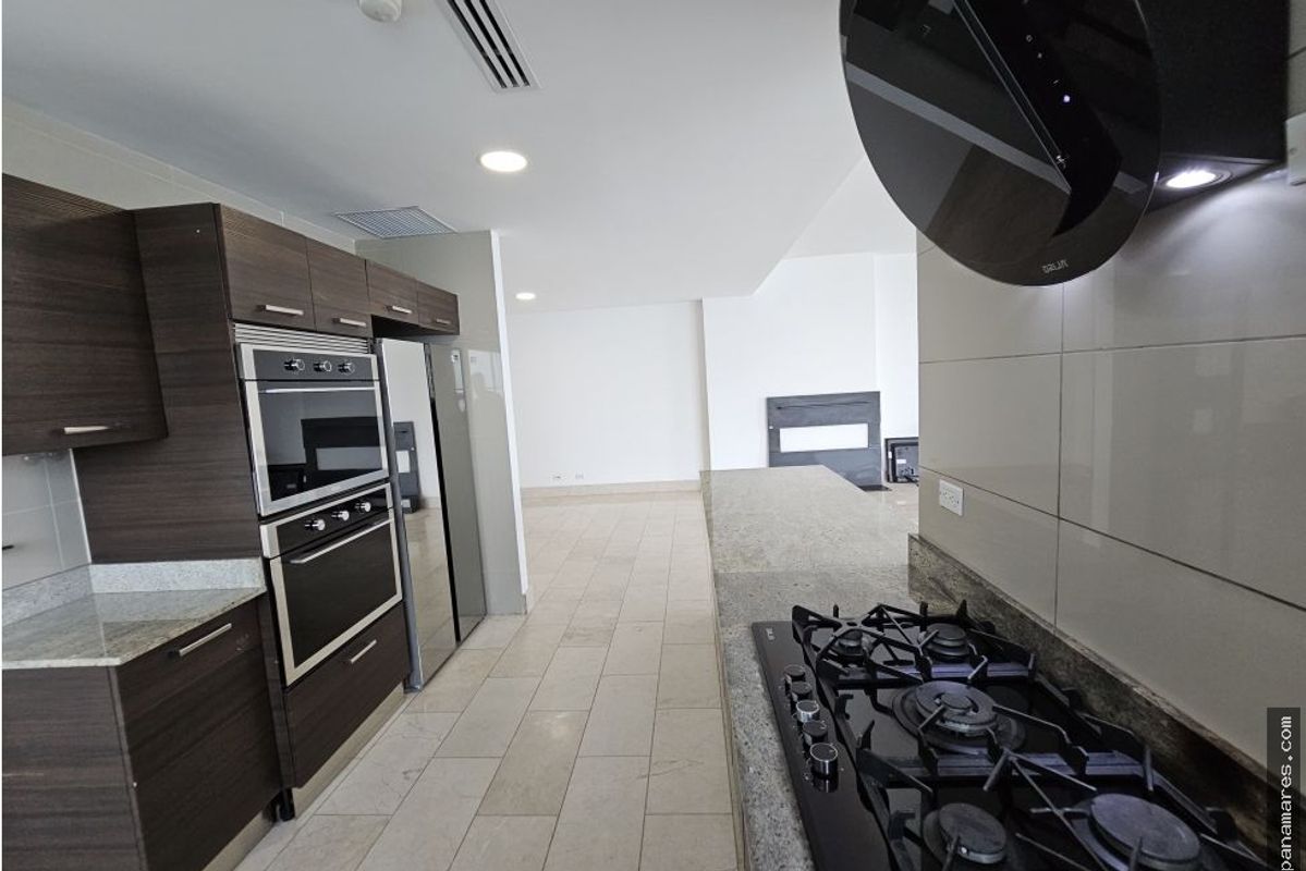 Modelo A En Grand Tower - Punta Pacifica — Apartamento en Venta