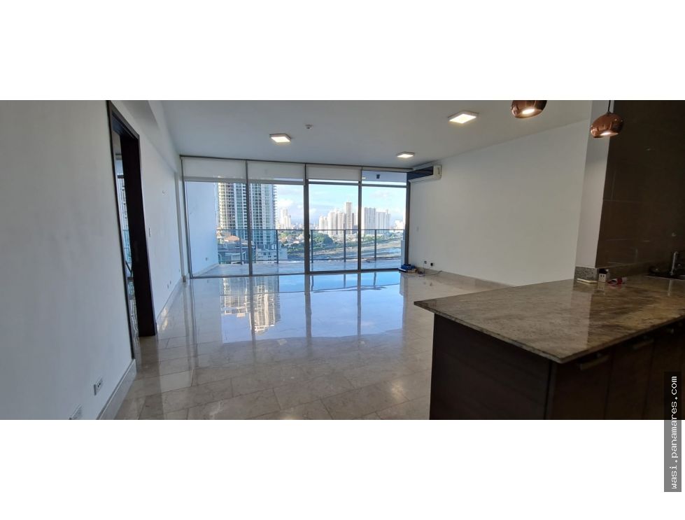 PH Grand Tower - Linea Blanca - Punta Pacifica — Apartamento en Alquiler