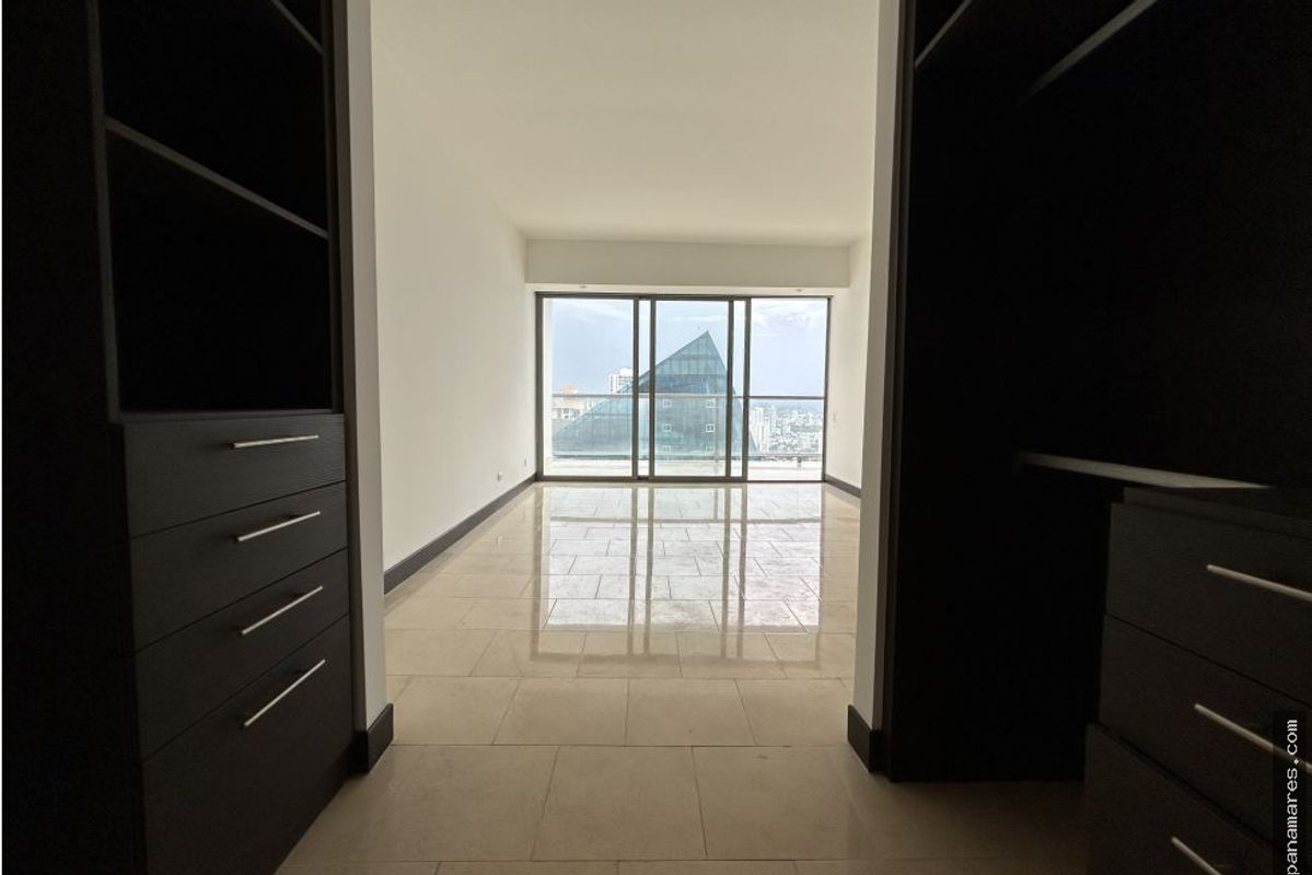 The Ocean Club (toc) - Antiguo Trump - Punta Pacifica — Apartamento en Venta