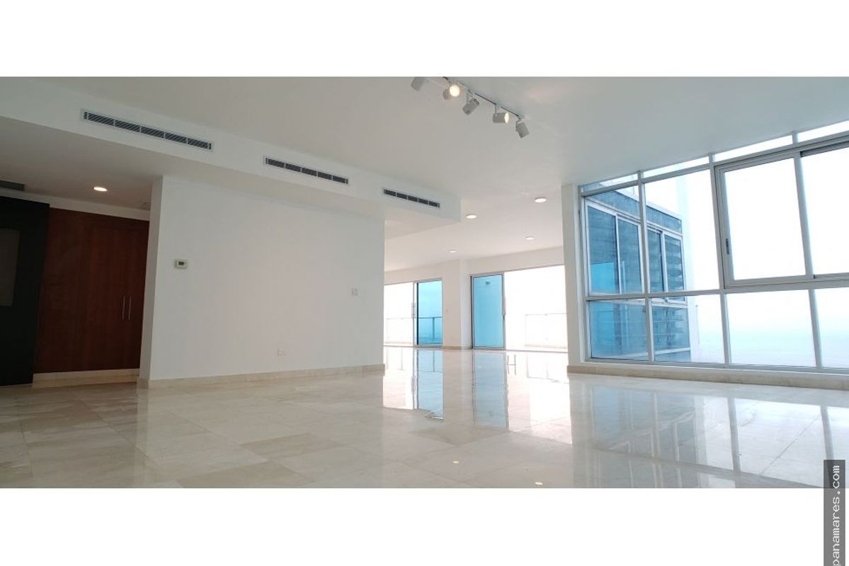 Remate Penthouse En Punta Pacifica - 2 Pisos Completos Frente Al Mar — Penthouse en Venta