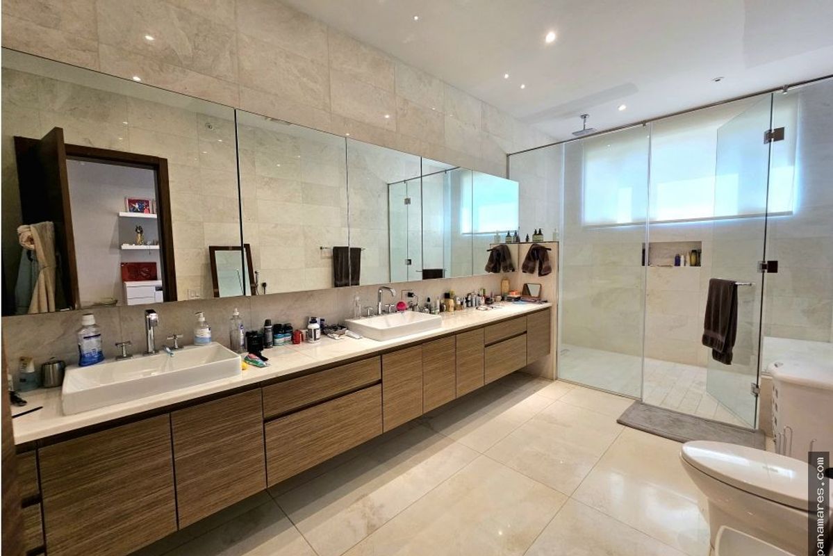 Exclusivo Apartamento En El PH La Loma - Santa Maria — Penthouse en Venta