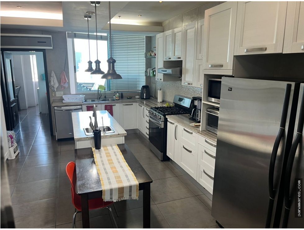 Hermoso Duplex En El PH Blue Bahia - Punta Pacifica — Penthouse en Venta