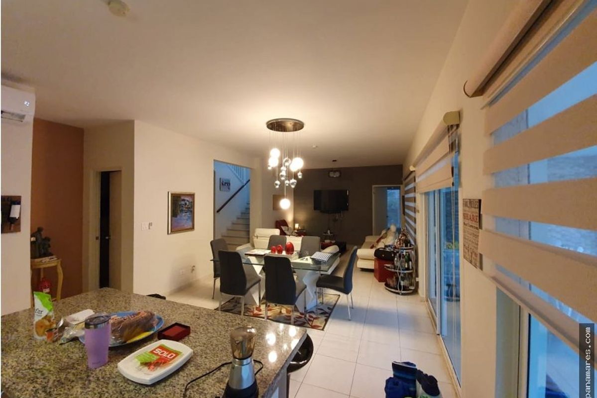 Villa En Bijao Beach Club And Residences — Casa de Playa en Venta