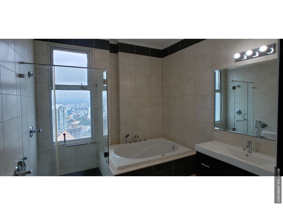 Remate Penthouse En Punta Pacifica - 2 Pisos Completos Frente Al Mar — Penthouse en Venta