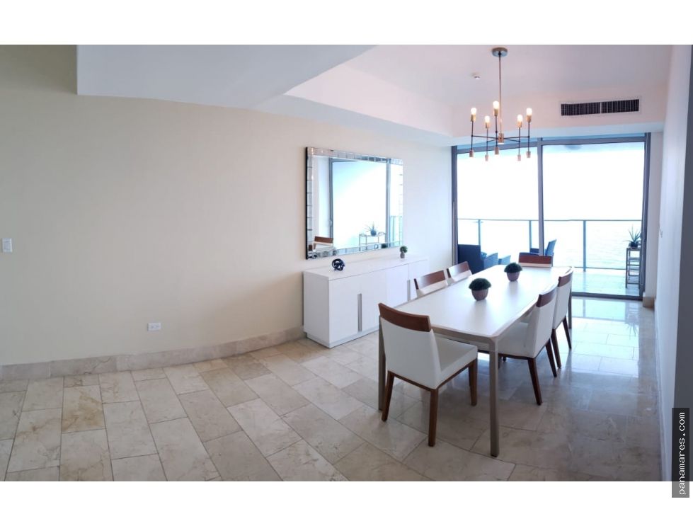 Modelo A Especial - Grand Tower — Apartamento en Venta
