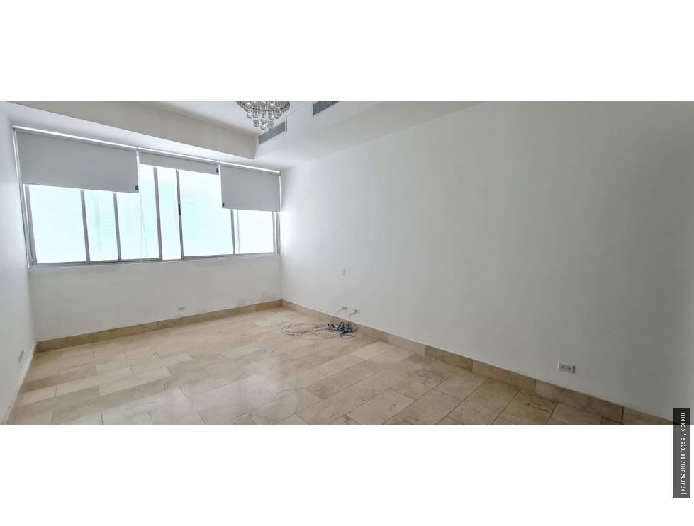 Duplex Tipo Loft Frente Al Mar En Grand Tower - Punta Pacifica — Apartamento en Venta