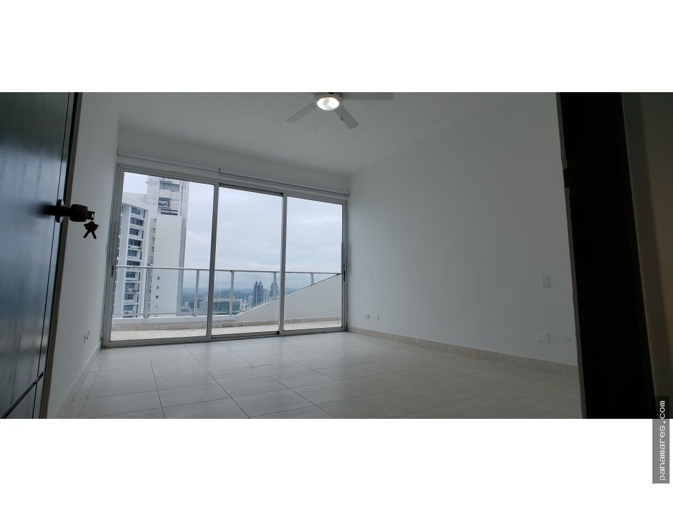 Remate Penthouse En Punta Pacifica - 2 Pisos Completos Frente Al Mar — Penthouse en Venta