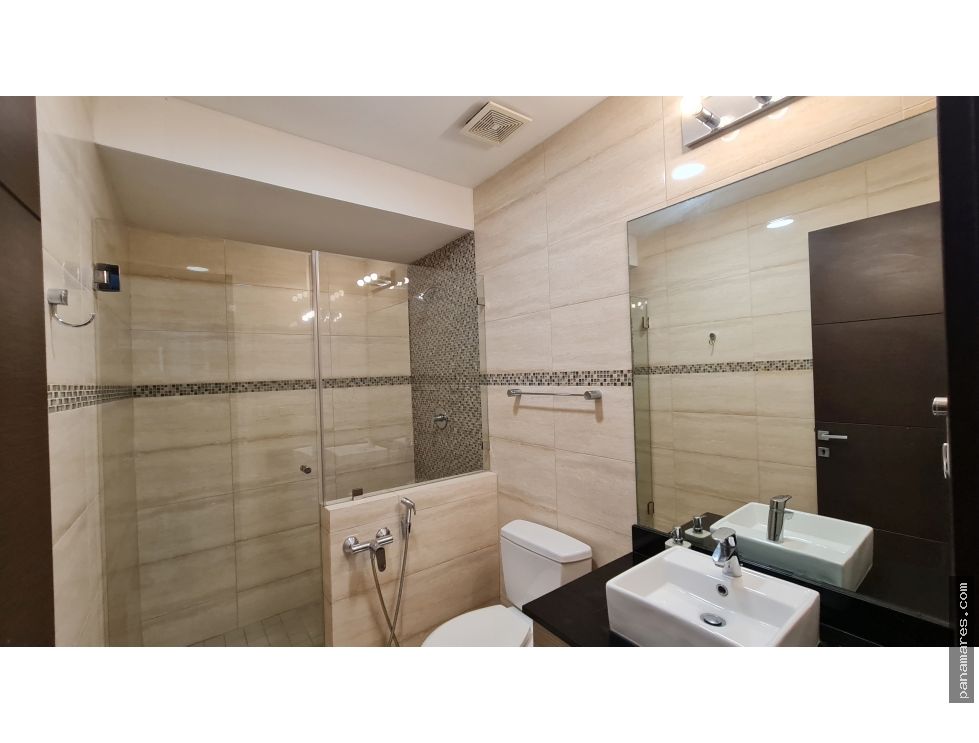 Modelo L Grand Tower - Punta Pacifica — Apartamento en Venta