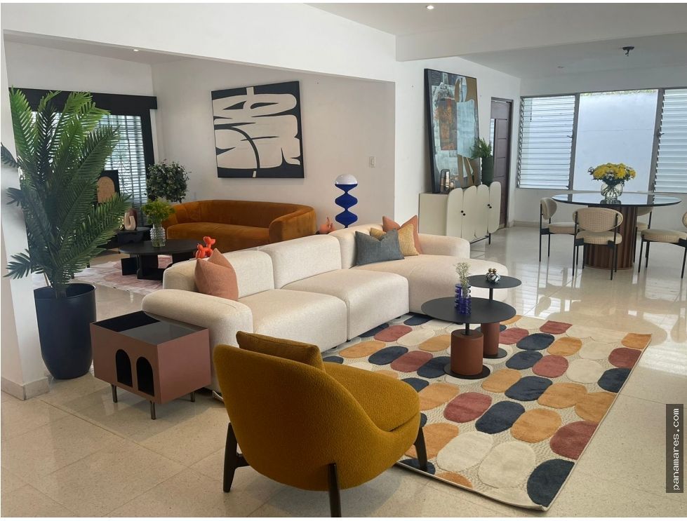 Remodelada En San Francisco - Loma Alegre — Casa en Alquiler