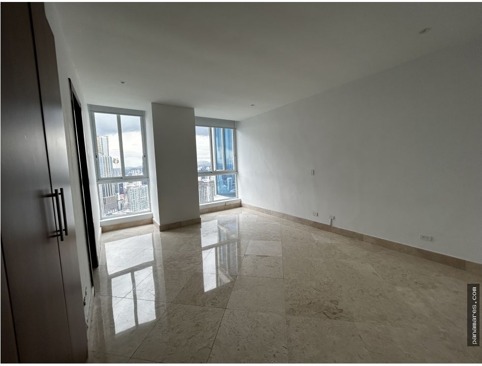 PH The Point - Paitilla - Con Linea Blanca — Penthouse en Alquiler