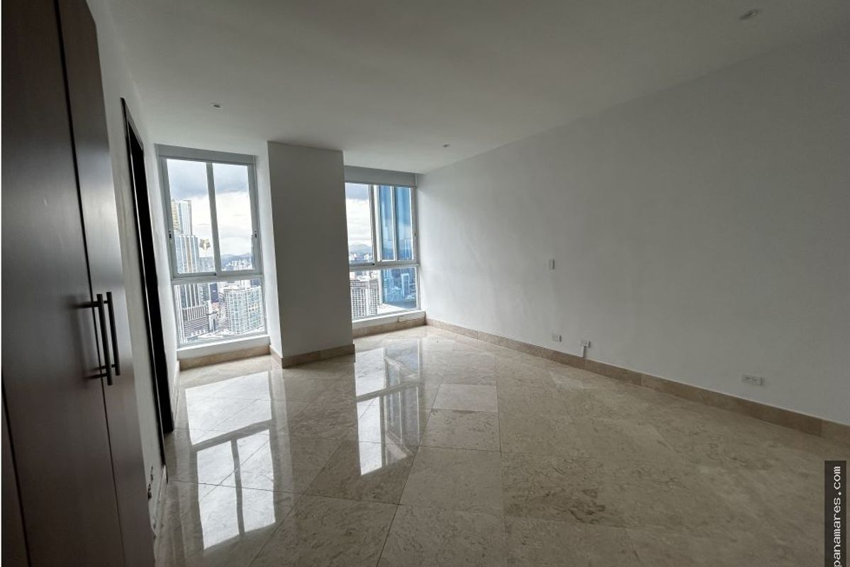 PH The Point - Paitilla - Con Linea Blanca — Penthouse en Alquiler