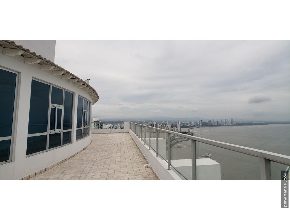 Remate Penthouse En Punta Pacifica - 2 Pisos Completos Frente Al Mar — Penthouse en Venta