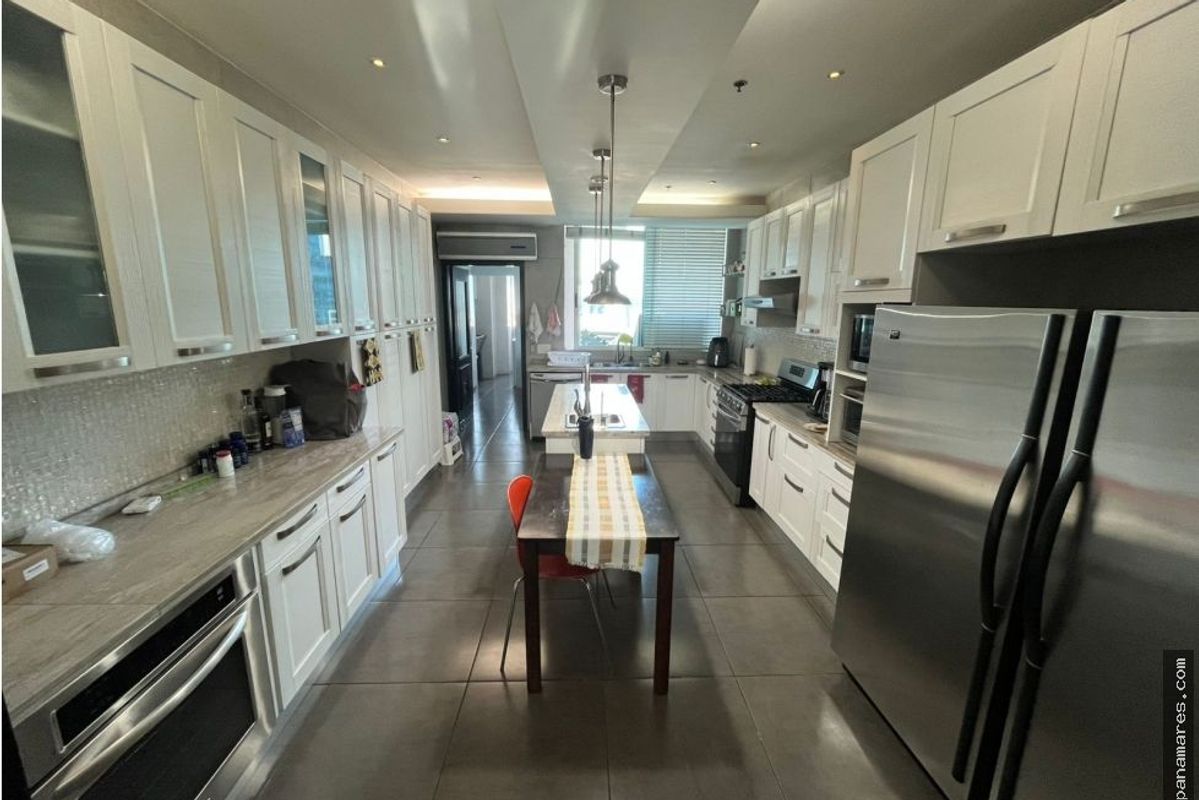 Hermoso Duplex En El PH Blue Bahia - Punta Pacifica — Penthouse en Venta