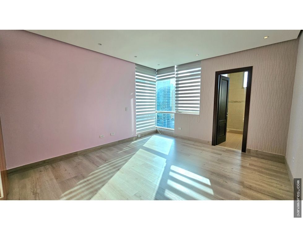 Pacific Point -  Punta Pacifica — Apartaestudio en Venta