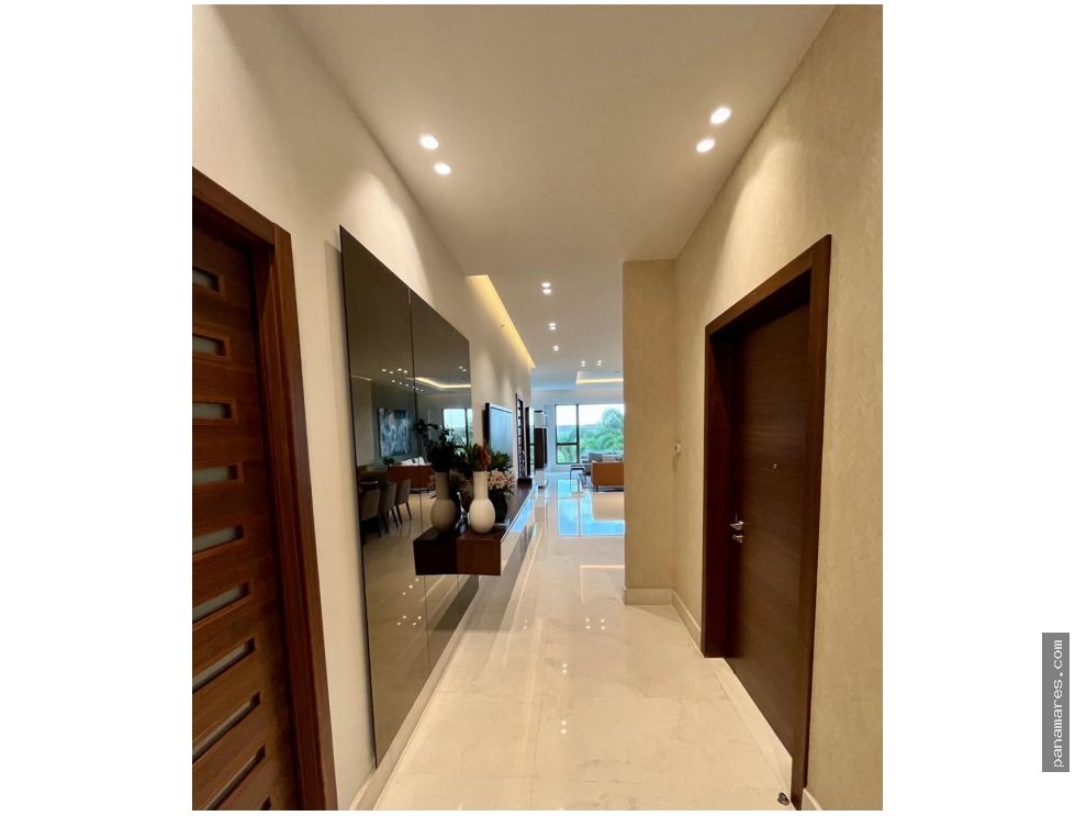 PH La Loma - Lake View En Santa Maria — Penthouse en Venta