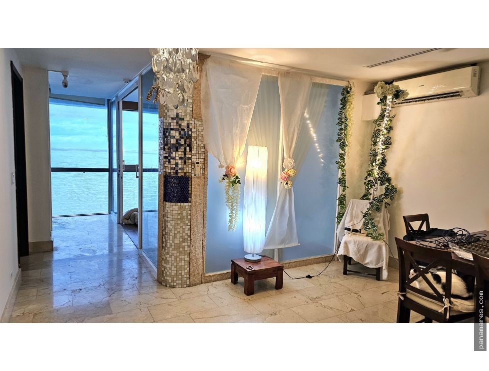 Grand Tower M.l. Frente Al Mar - Punta Pacifica - Oportunidad — Apartamento en Venta