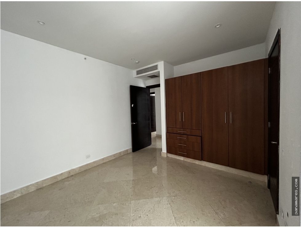 PH The Point - Paitilla - Con Linea Blanca — Penthouse en Alquiler