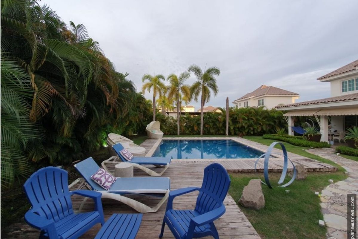 Villa En Bijao Beach Club And Residences — Casa de Playa en Venta