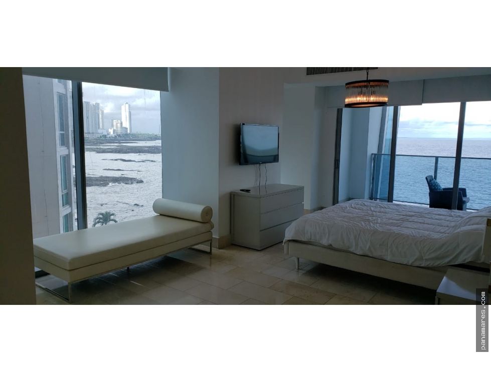 Modelo A Especial - Grand Tower — Apartamento en Venta