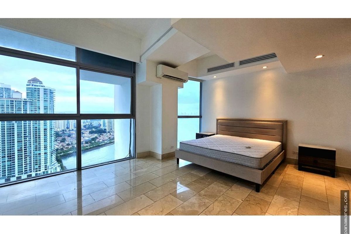 Apto En Grand Tower - Punta Pacifica - Modelo O — Apartamento en Venta