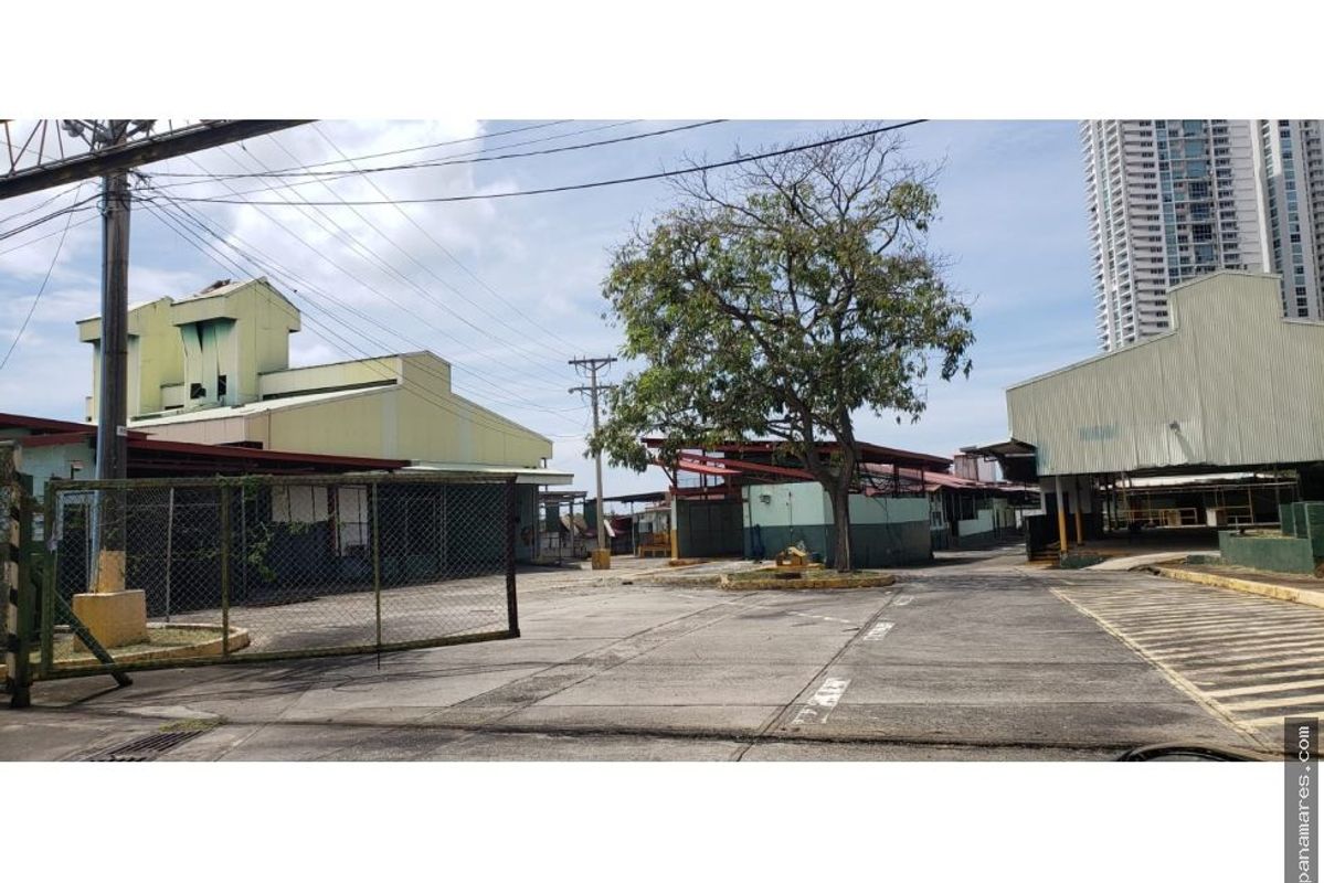 ¡terreno Con Mucho Potencial En San Francisco! — Apartaestudio en Venta