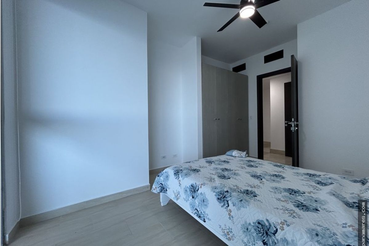 PH Grand Tower - Punta Pacifica - Amoblado — Penthouse en Alquiler