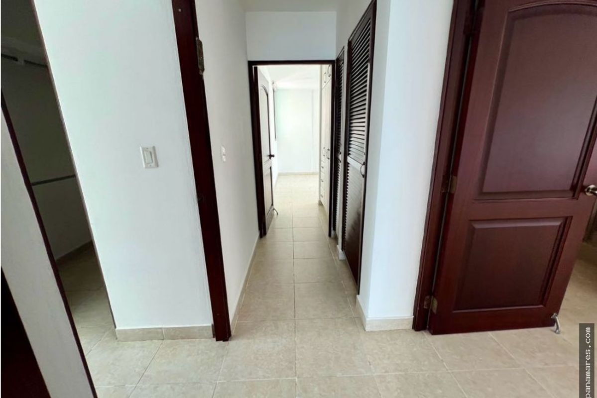 Ocean Park — Apartment for Rent