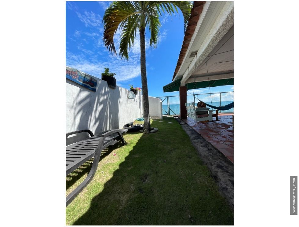 Hermosa Casa Frente Al Mar En Farallon — Casa de Playa en Venta