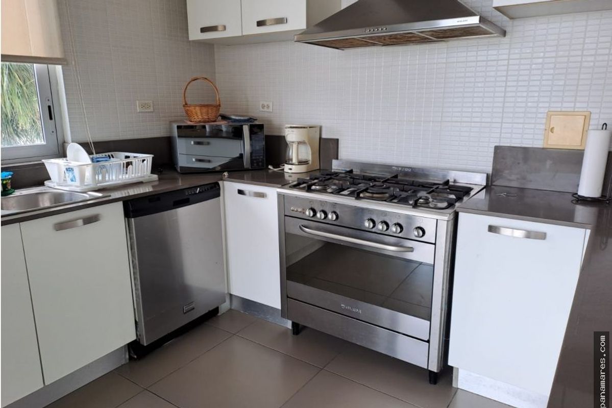Rio Mar - San Carlos (playas) — Apartamento en Venta