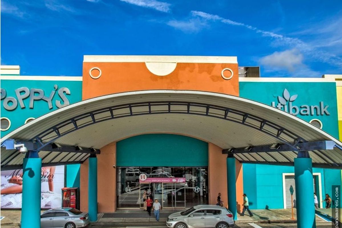 Ganga! Local En Albrook Mall – Pasillo Del Hipopótamo — Local en Venta