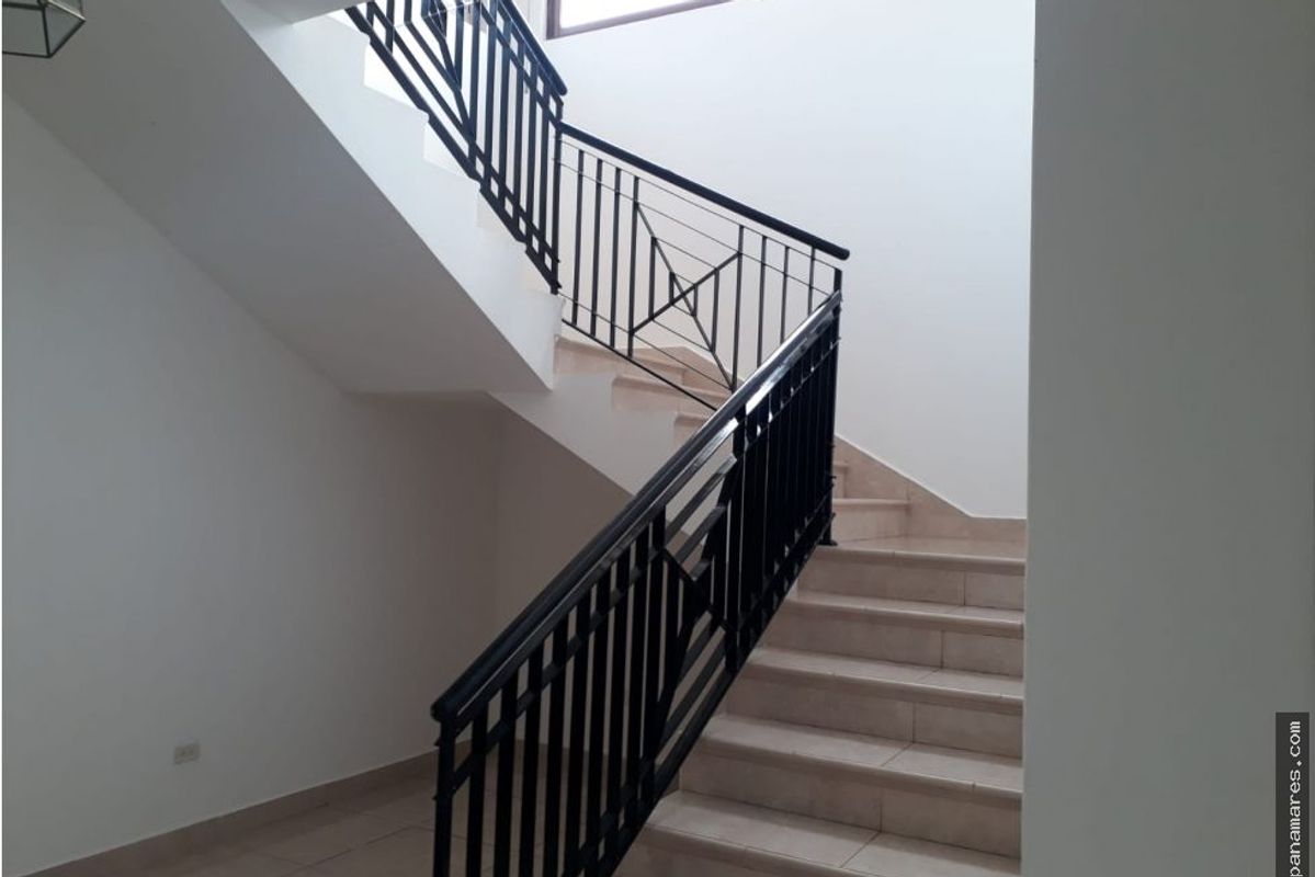 PH Senderos - Camino De Cruces — Penthouse en Venta