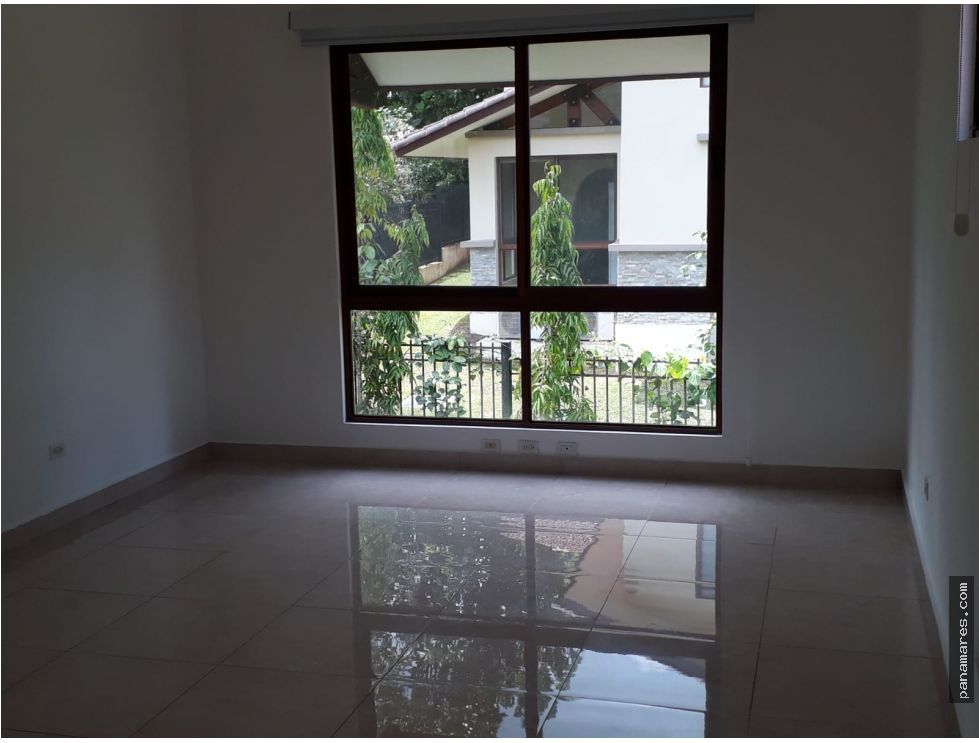 PH Senderos - Camino De Cruces — Penthouse en Venta